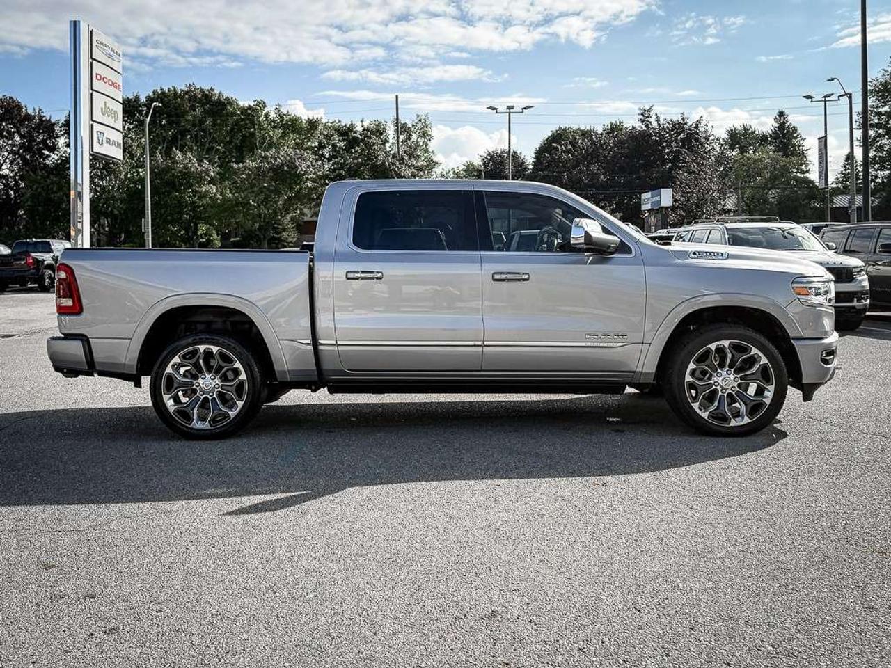 2019 RAM 1500 Limited   CREW   HEMI   LEVEL 1   PANO ROOF   TOW GROUP   HITCH Photo