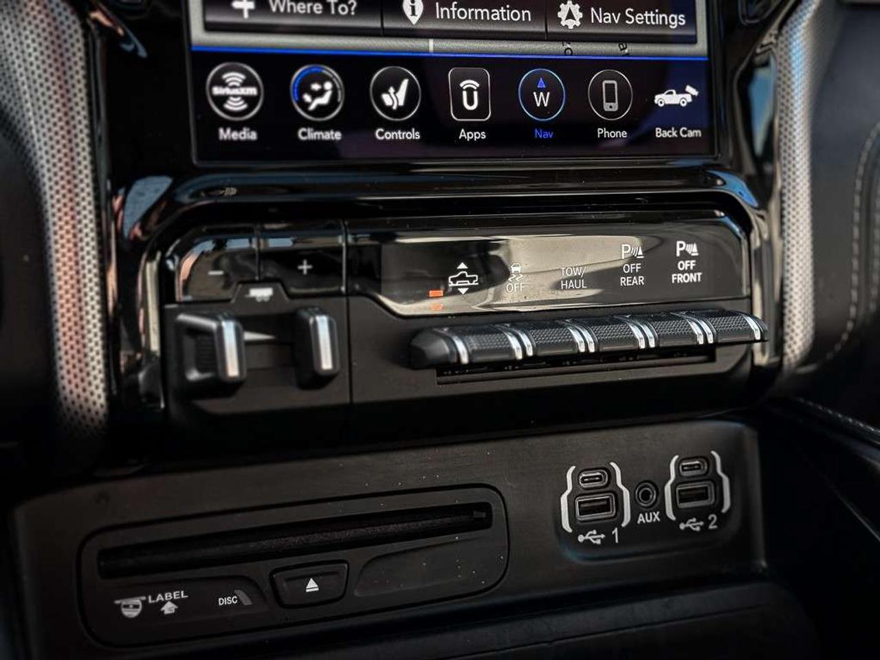 2019 RAM 1500 Limited   CREW   HEMI   LEVEL 1   PANO ROOF   TOW GROUP   HITCH Photo