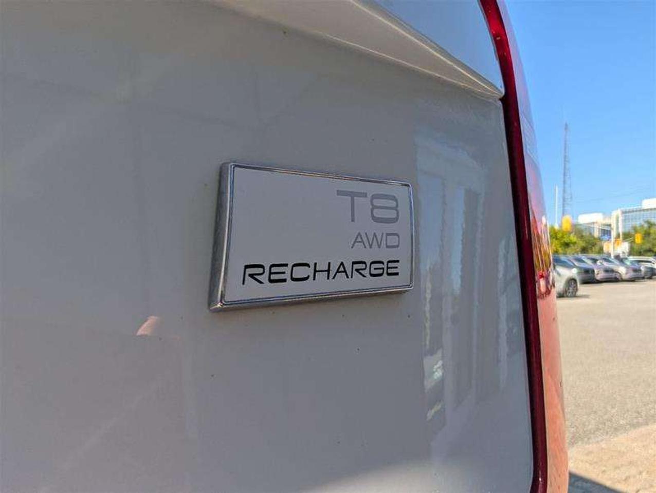 2022 Volvo XC90 T8 Inscription Ext Range   B&W   Air Susp   Clean Photo