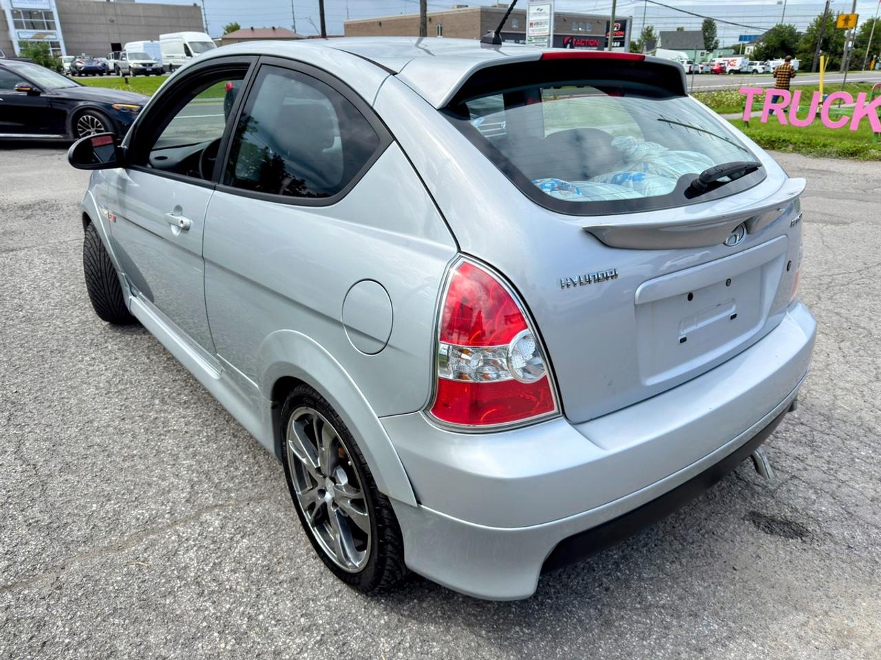 2007 Hyundai Accent GS Photo