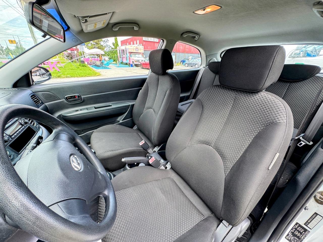 2007 Hyundai Accent GS Photo