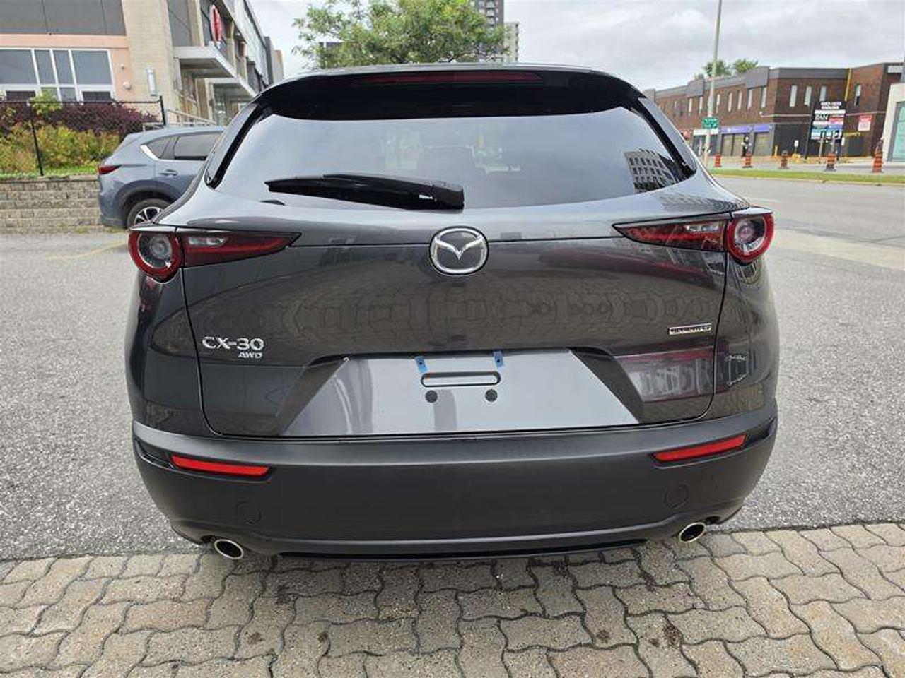 2024 Mazda CX-30 GS AWD   Heated Steering Wheel   Adaptive Cruise Photo4