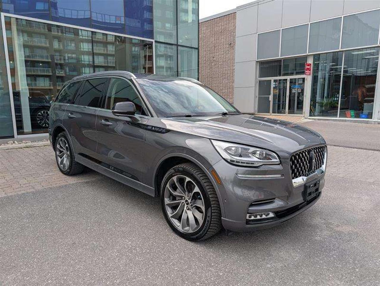 2022 Lincoln Aviator 301A   PHEV   Luxury   Tow   Massage   Dynamic Photo