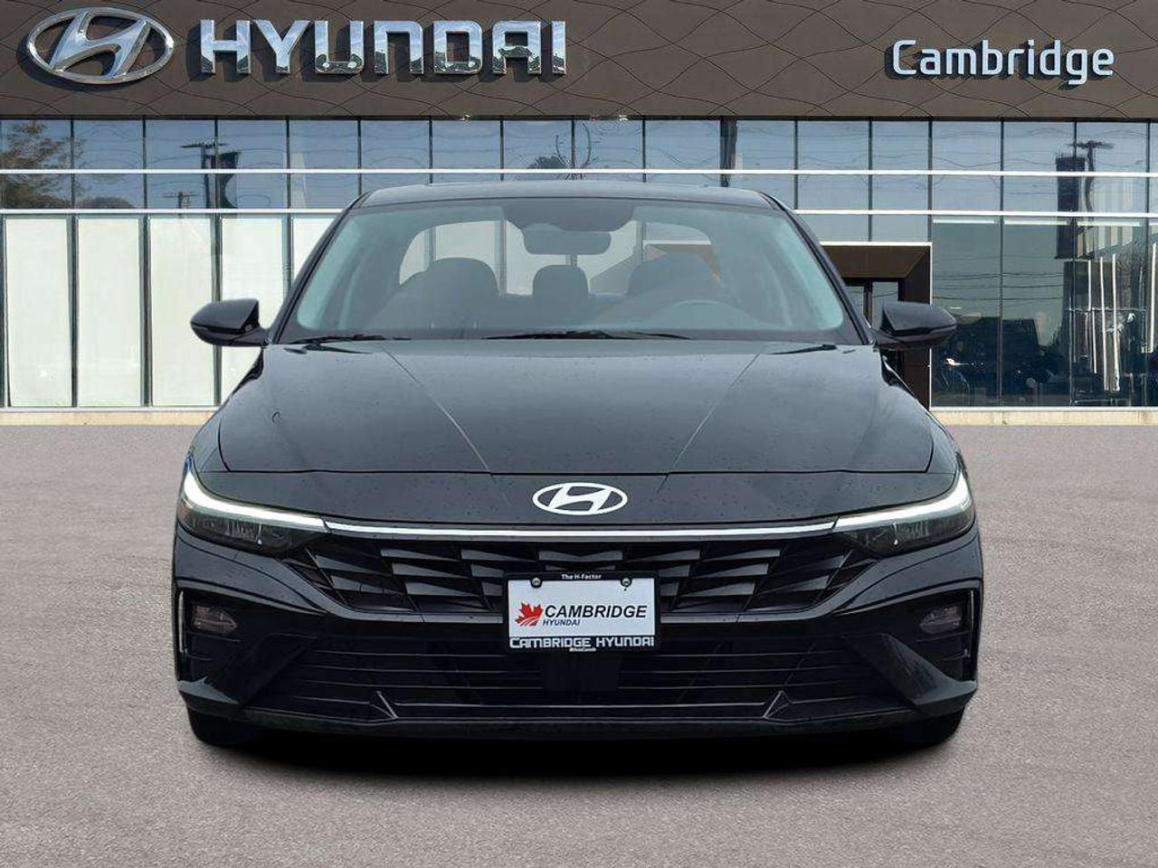 2025 Hyundai Elantra Luxury   NO ACCIDENTS LEATHER BOSE 5.7L/100KM Photo