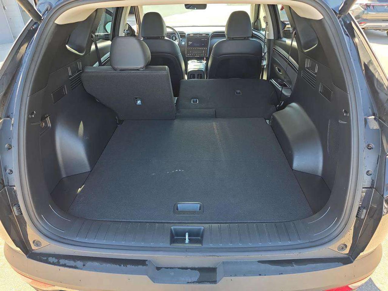 2024 Hyundai Tucson Ultimate   NO ACCIDENTS 1 OWNER 51KM EV 6.7L/100KM Photo