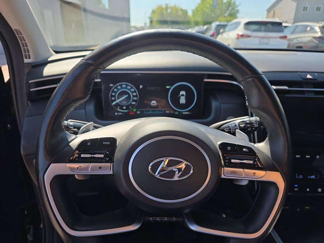 2024 Hyundai Tucson Ultimate   NO ACCIDENTS 1 OWNER 51KM EV 6.7L/100KM Photo