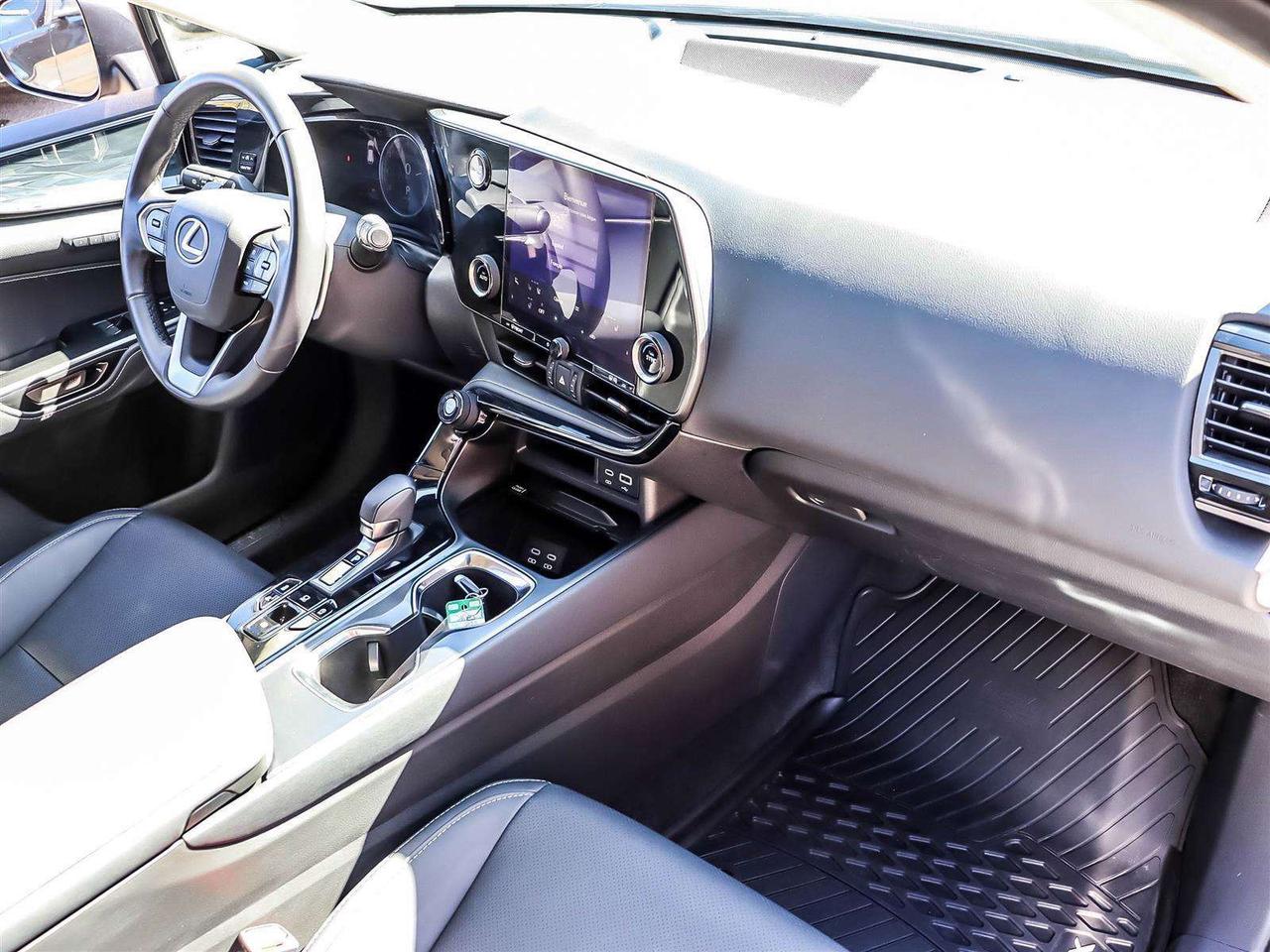 2025 Lexus NX PREMIUM AWD 2.4L TURBO ADAPTIVE CRUISE NAVI Photo