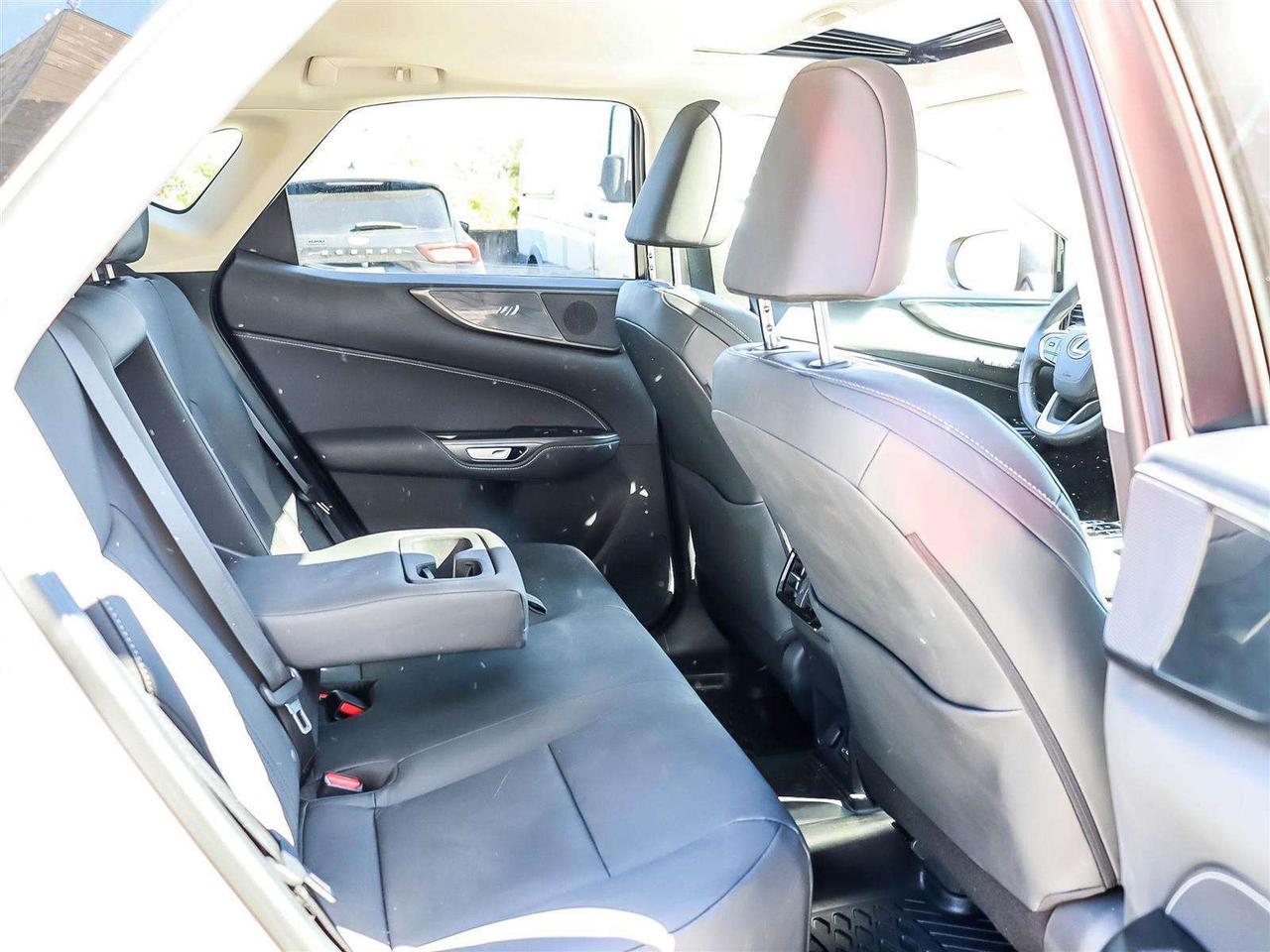 2025 Lexus NX PREMIUM AWD 2.4L TURBO ADAPTIVE CRUISE NAVI Photo