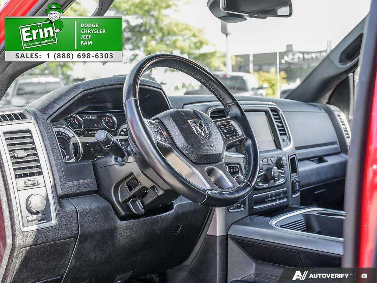 2022 RAM 1500 4x4 WARLOCK HEATED STEERING WHEEL LOW KMS Photo