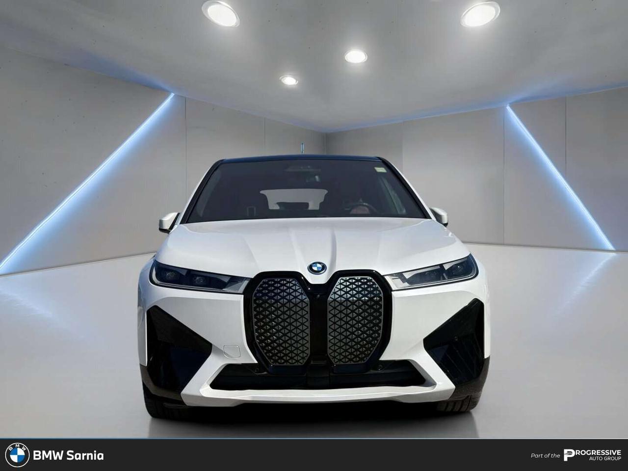2024 BMW iX XDRIVE50   2.74% FINANCING O.A.C   PREMIUM ENHANCED PACKAGE   ADVANCED DRIVER ASSISTANCE PACKAGE Photo4