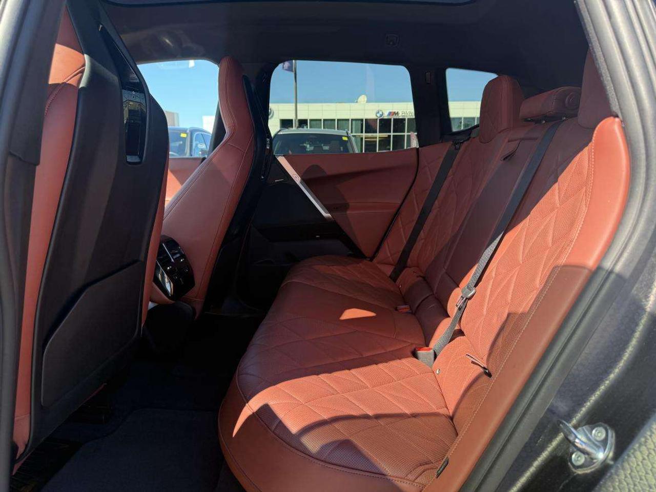 2024 BMW iX XDRIVE50   2.74% FINANCING O.A.C   PREMIUM ENHANCED PACKAGE   ADVANCED DRIVER ASSISTANCE PACKAGE Photo