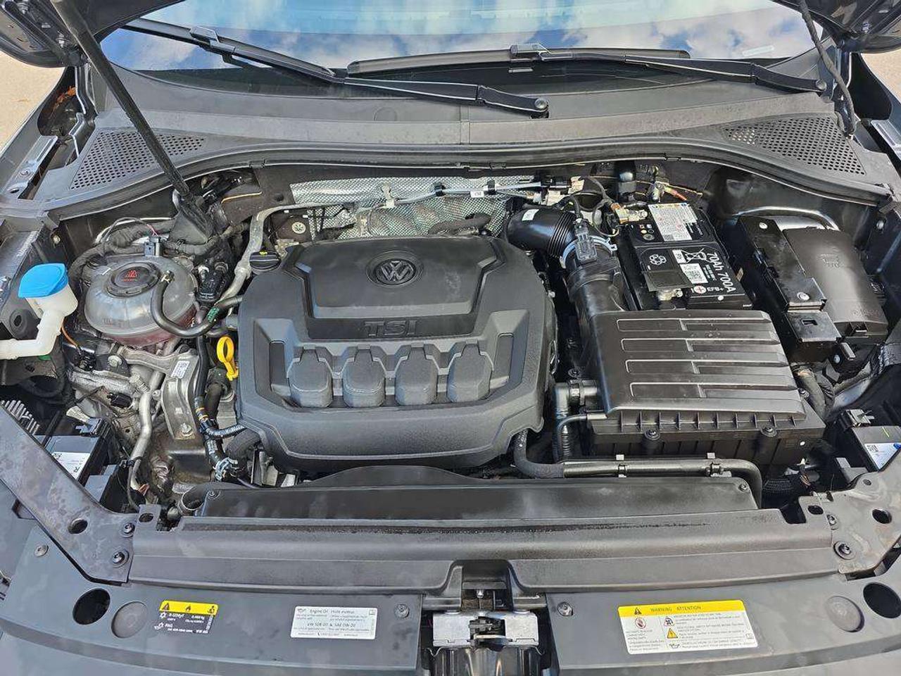2024 Volkswagen Tiguan Highline R-Line   NO ACCIDENTS LEATHER PANOROOF Photo