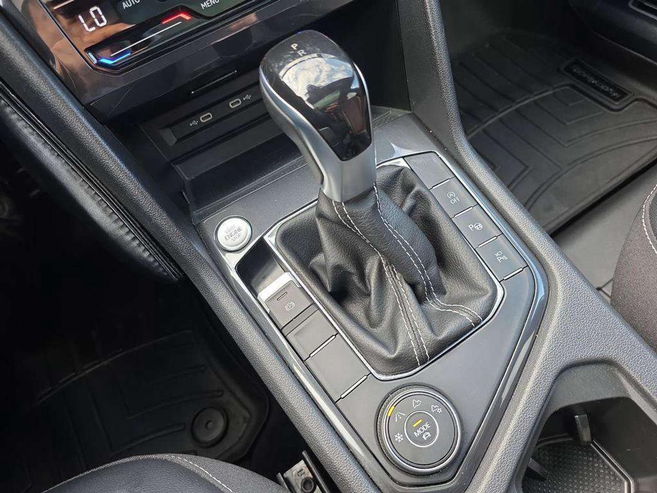 2024 Volkswagen Tiguan Highline R-Line   NO ACCIDENTS LEATHER PANOROOF Photo