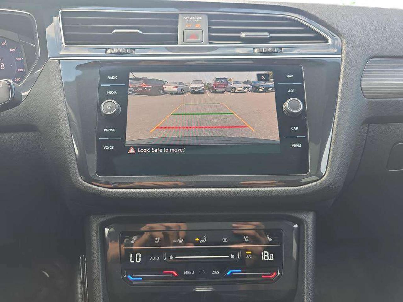 2024 Volkswagen Tiguan Highline R-Line   NO ACCIDENTS LEATHER PANOROOF Photo