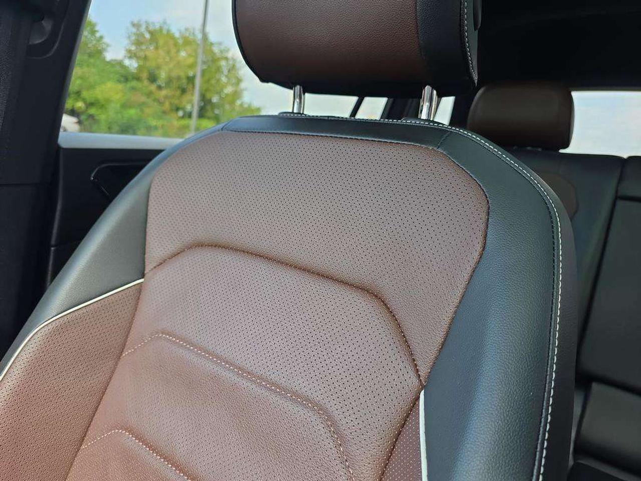 2024 Volkswagen Tiguan Highline R-Line   NO ACCIDENTS LEATHER PANOROOF Photo