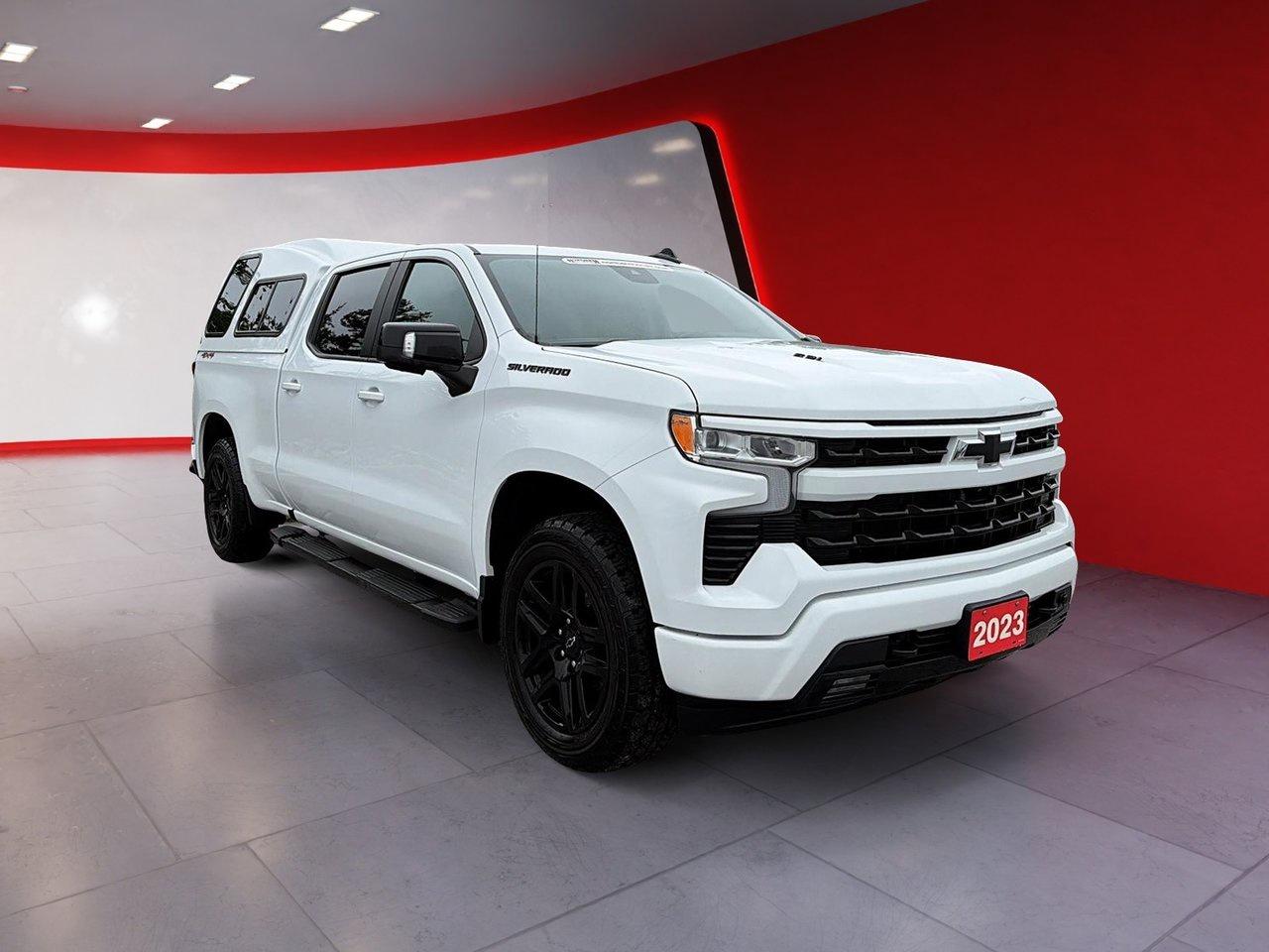 2023 Chevrolet Silverado 1500 RST Photo0