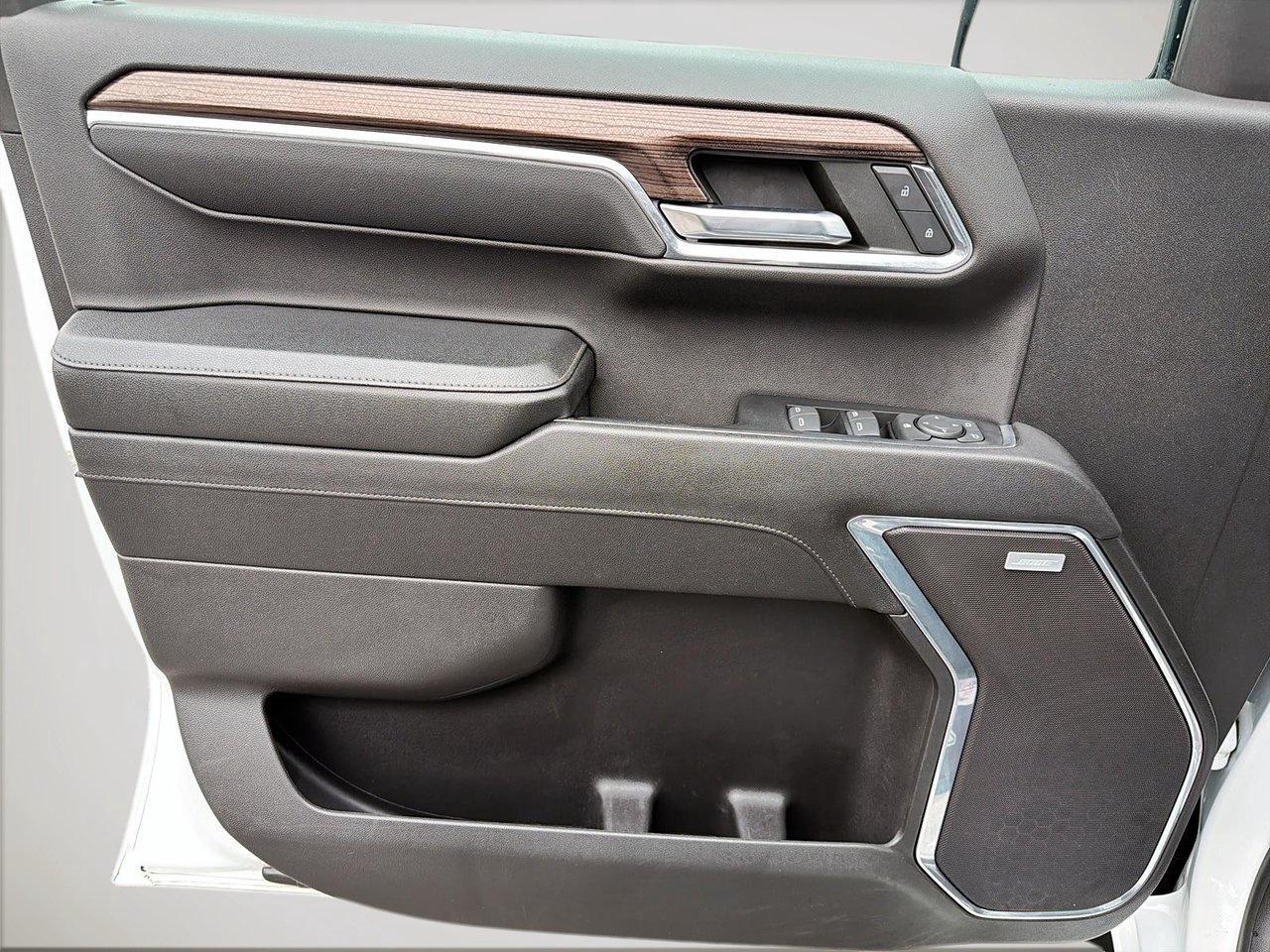 2023 Chevrolet Silverado 1500 RST Photo