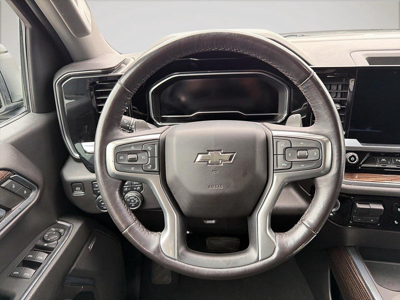 2023 Chevrolet Silverado 1500 RST Photo