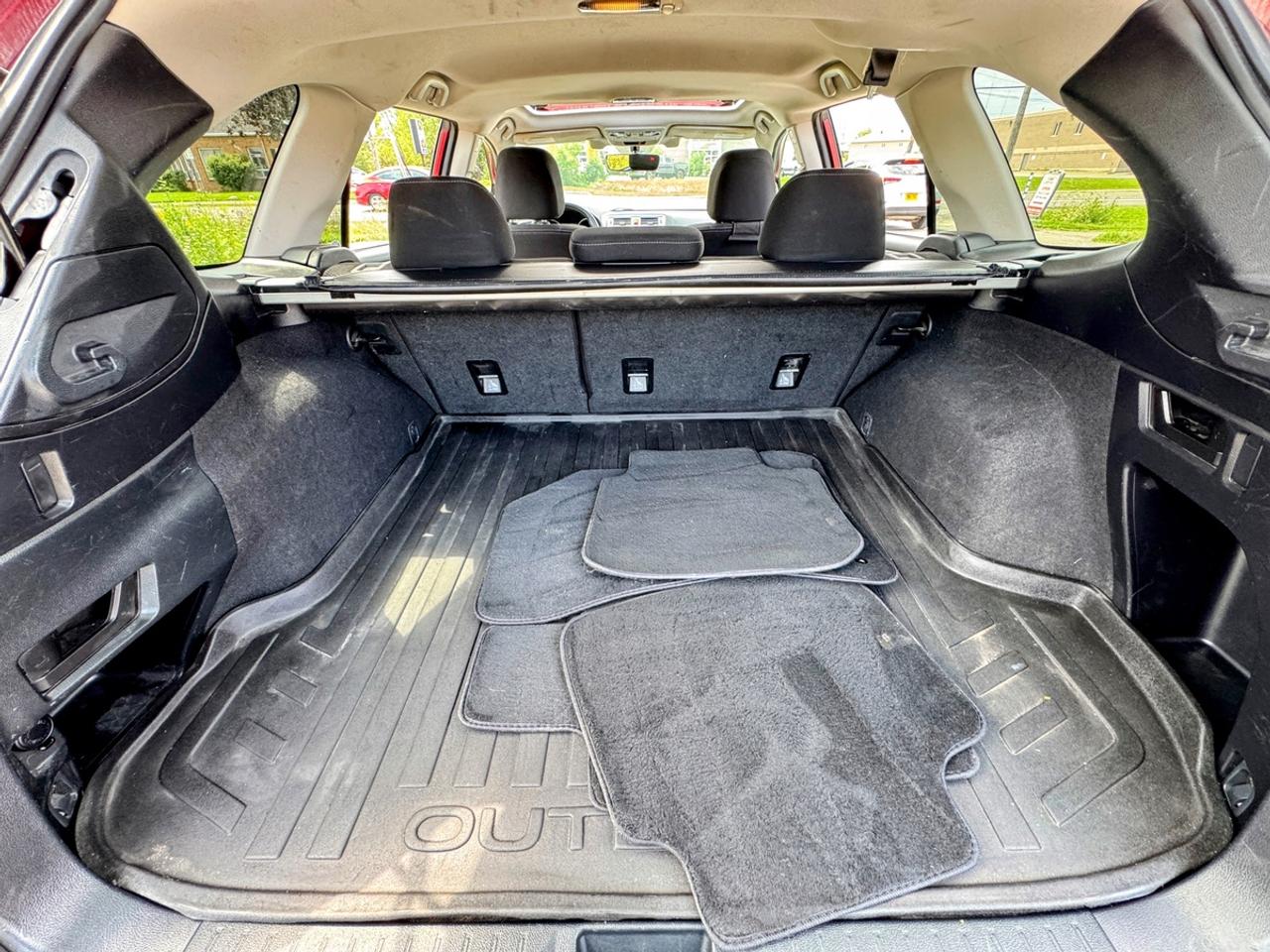 2017 Subaru Outback Touring w/Tech Photo