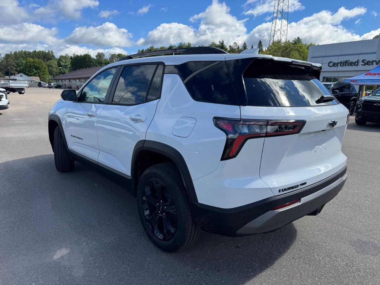 2027 Chevrolet Equinox AWD LT Photo