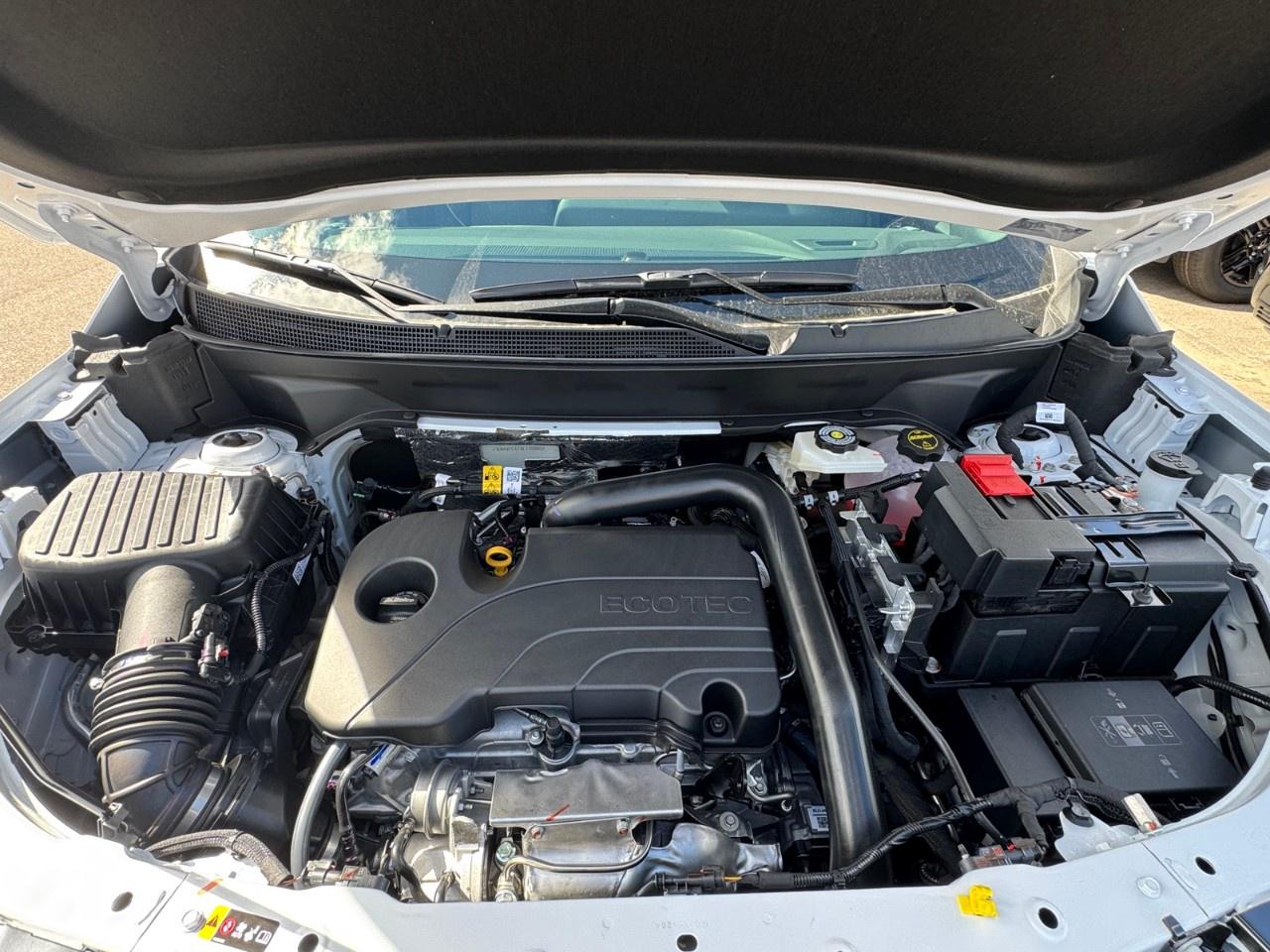 2027 Chevrolet Equinox AWD LT Photo