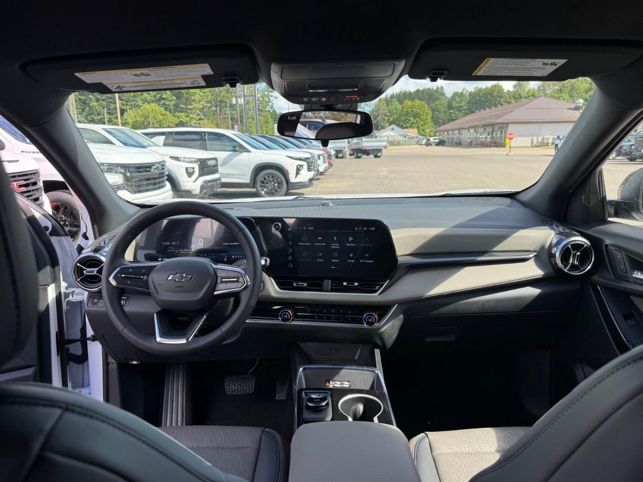 2027 Chevrolet Equinox AWD LT Photo