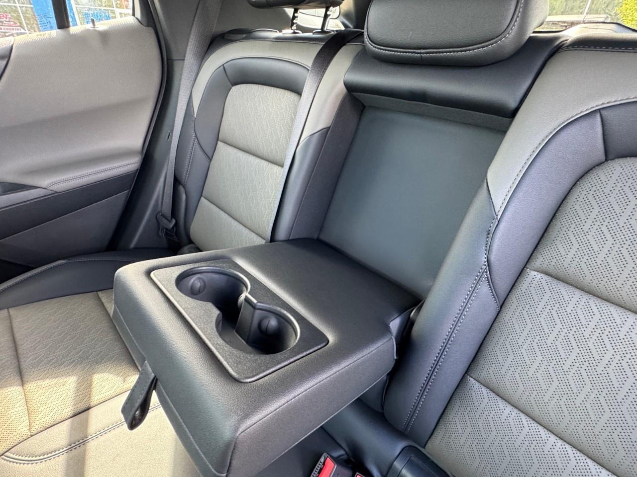 2027 Chevrolet Equinox AWD LT Photo
