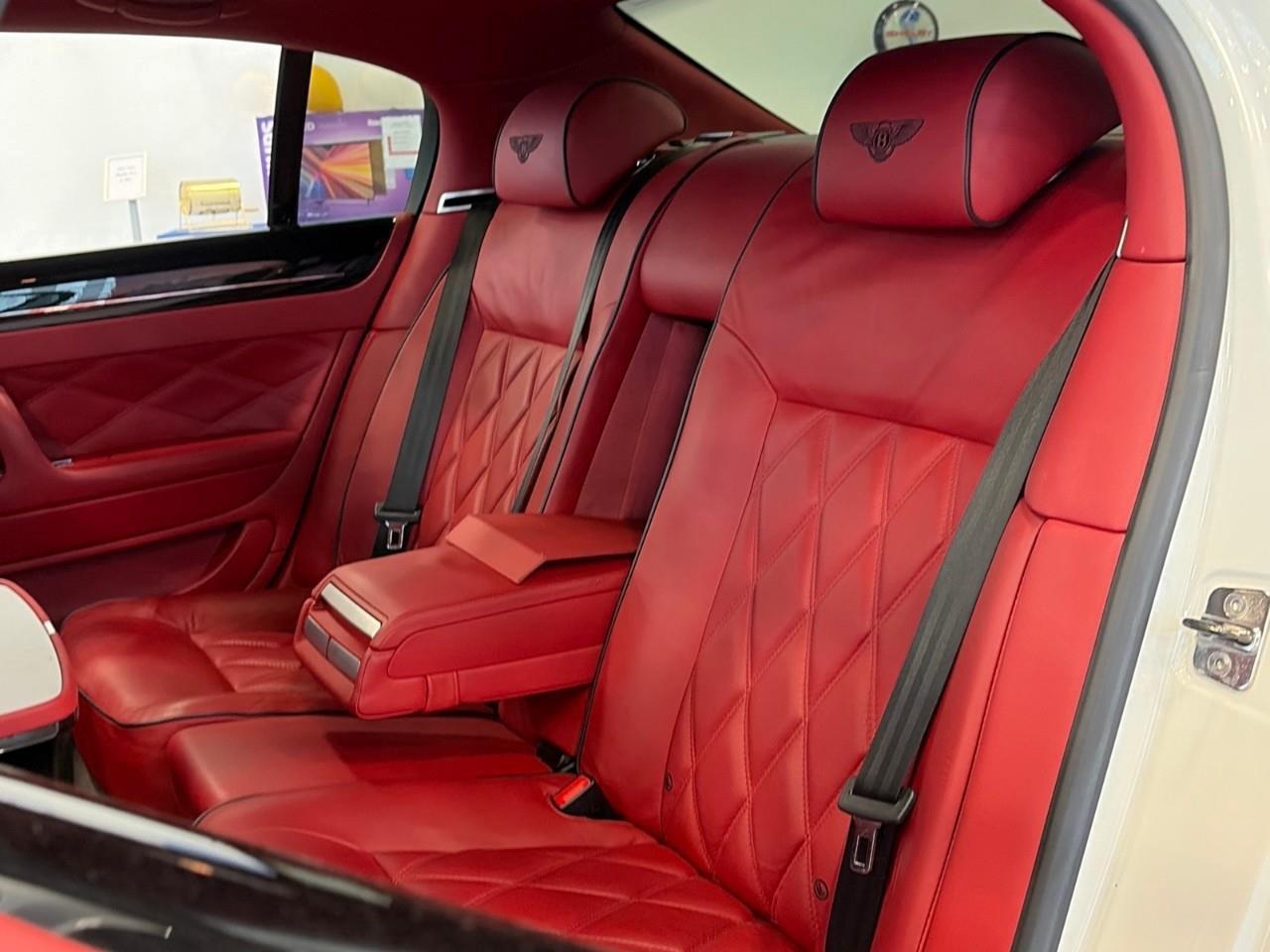 2010 Bentley Continental Flying Spur  Photo