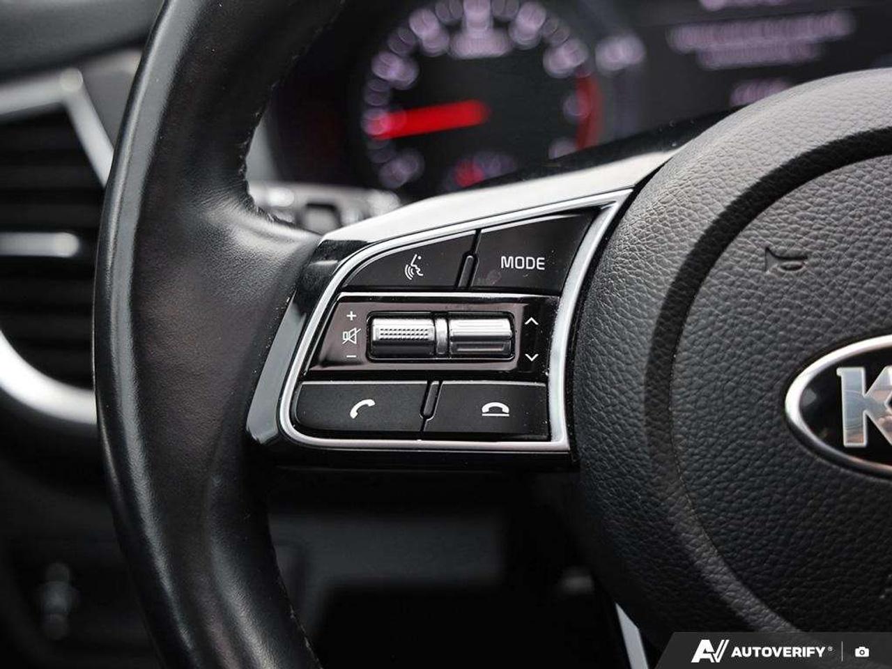 2021 Kia Seltos AWD   SUNROOF  HTD COOLED SEATS Photo