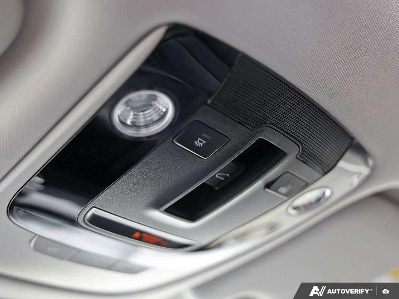 2021 Kia Seltos AWD   SUNROOF  HTD COOLED SEATS Photo