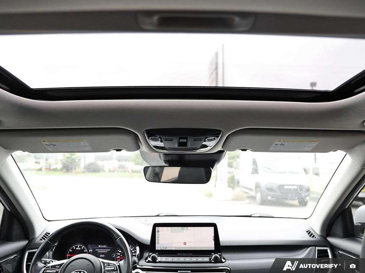 2021 Kia Seltos AWD   SUNROOF  HTD COOLED SEATS Photo