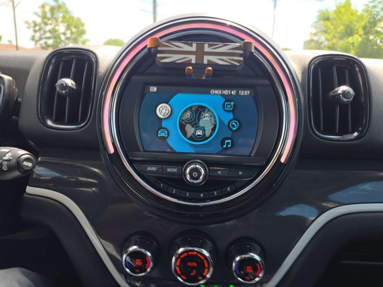 2018 MINI Countryman Cooper S ALL4 * NO ACCIDENTS / LOW KM / PANORAMIC ROOF / CAMERA Photo