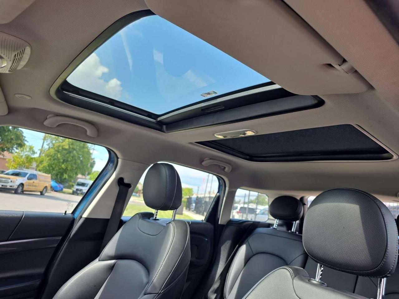 2018 MINI Countryman Cooper S ALL4 * NO ACCIDENTS / LOW KM / PANORAMIC ROOF / CAMERA Photo
