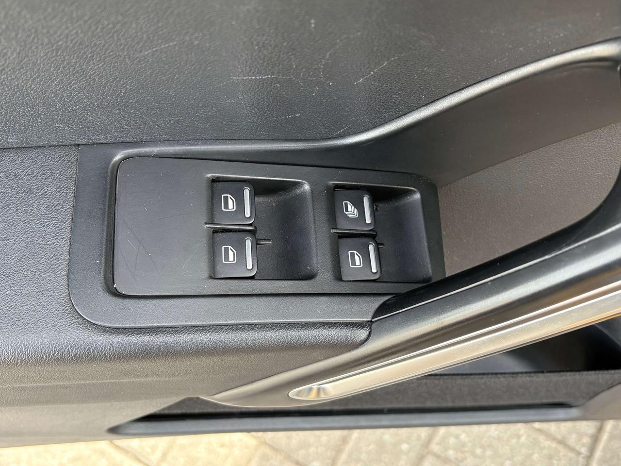 2017 Volkswagen Beetle Dune   Nav.   Heated Seats   Blind-spot   CarPlay Photo