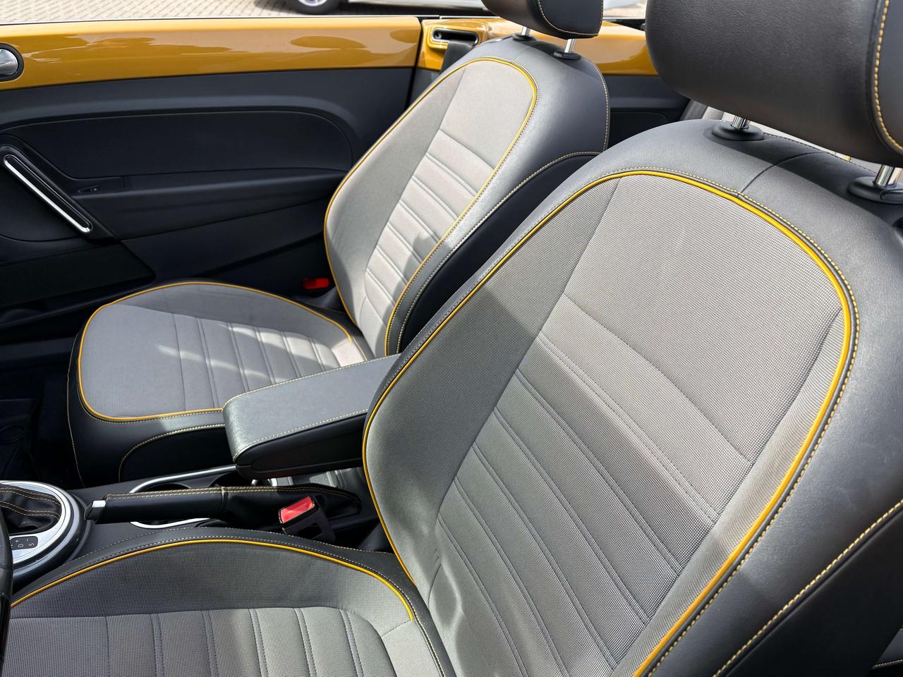2017 Volkswagen Beetle Dune   Nav.   Heated Seats   Blind-spot   CarPlay Photo