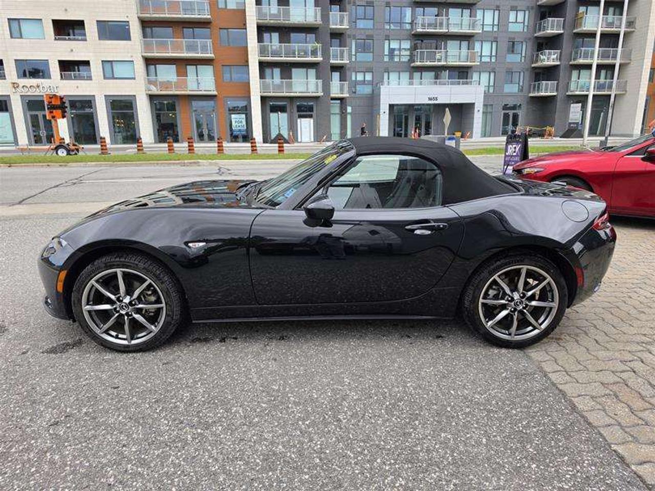 2023 Mazda MX-5 GT Manual   Navigation   Bose Audio Photo2