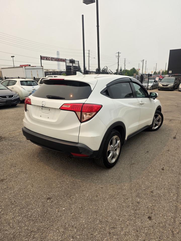 2016 Honda HR-V EX Photo