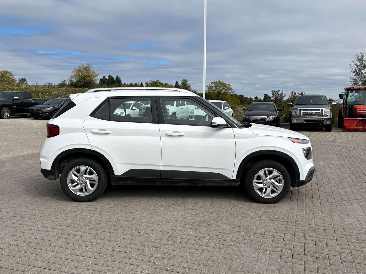 2026 Hyundai Venue Preferred   Heated Seats & Steering Wheel Photo