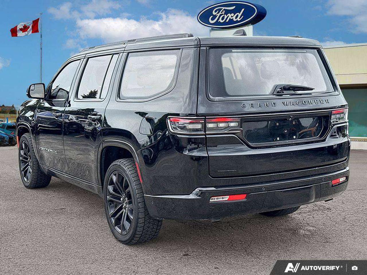 2022 Jeep Grand Wagoneer Obsidian   3RD ROW SEATS   HVY DUTY TRLR TOW Photo
