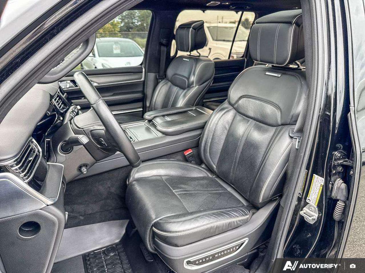 2022 Jeep Grand Wagoneer Obsidian   3RD ROW SEATS   HVY DUTY TRLR TOW Photo