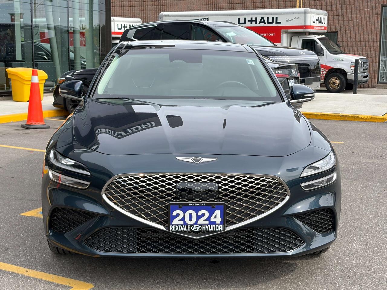 2024 Genesis G70 2.5T ADVANCED   CLEAN CARFAX Photo