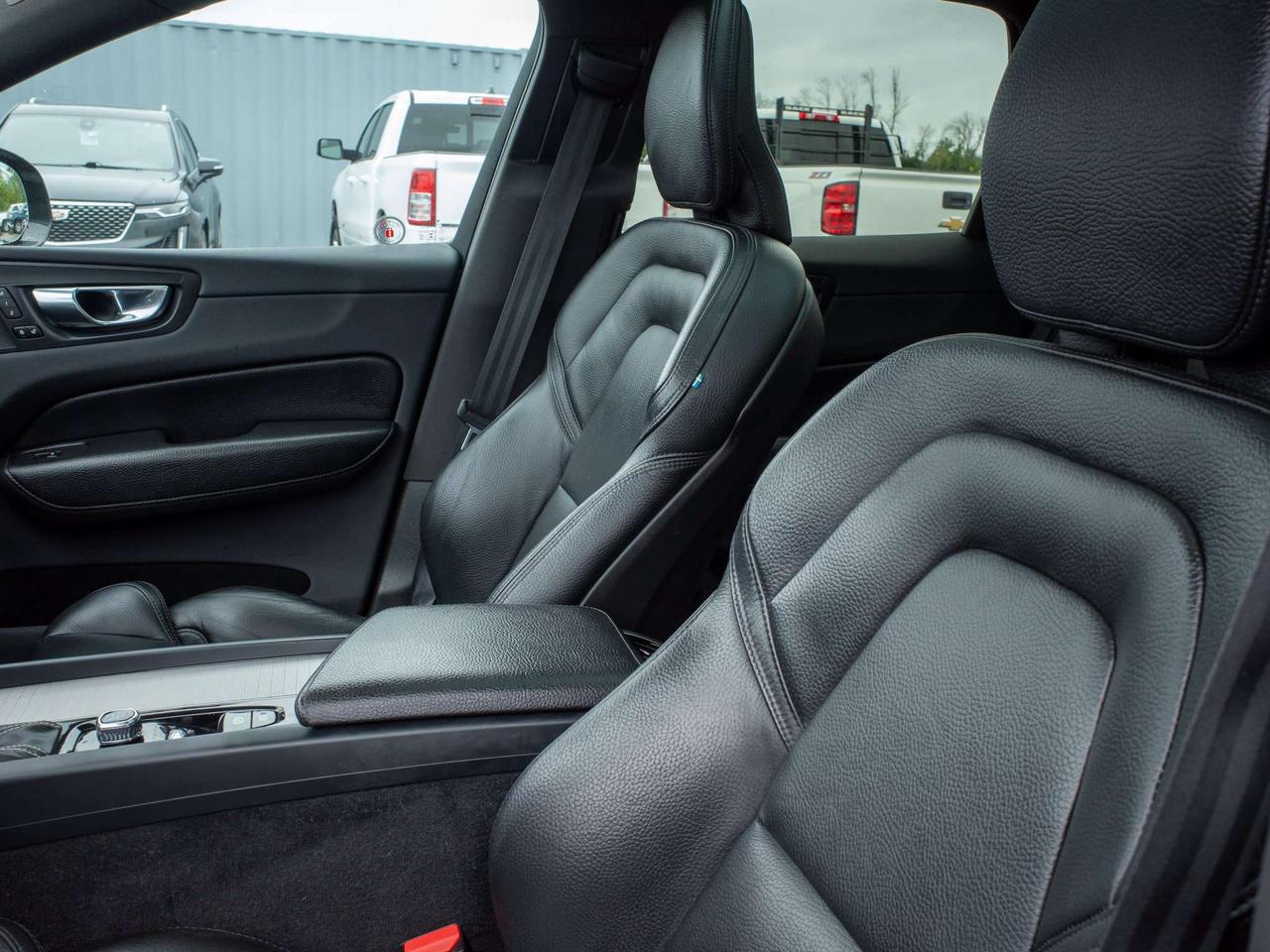 2020 Volvo XC60 R-Design - Turbo/Supercharged Engine Photo