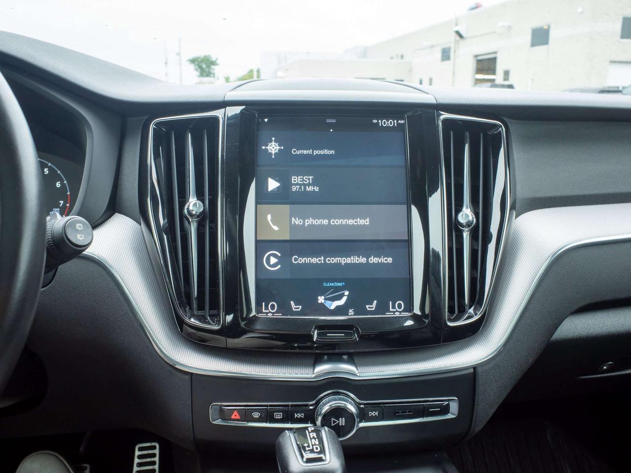 2020 Volvo XC60 R-Design - Turbo/Supercharged Engine Photo
