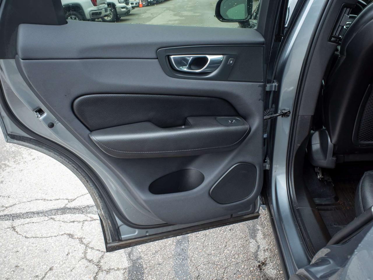2020 Volvo XC60 R-Design - Turbo/Supercharged Engine Photo