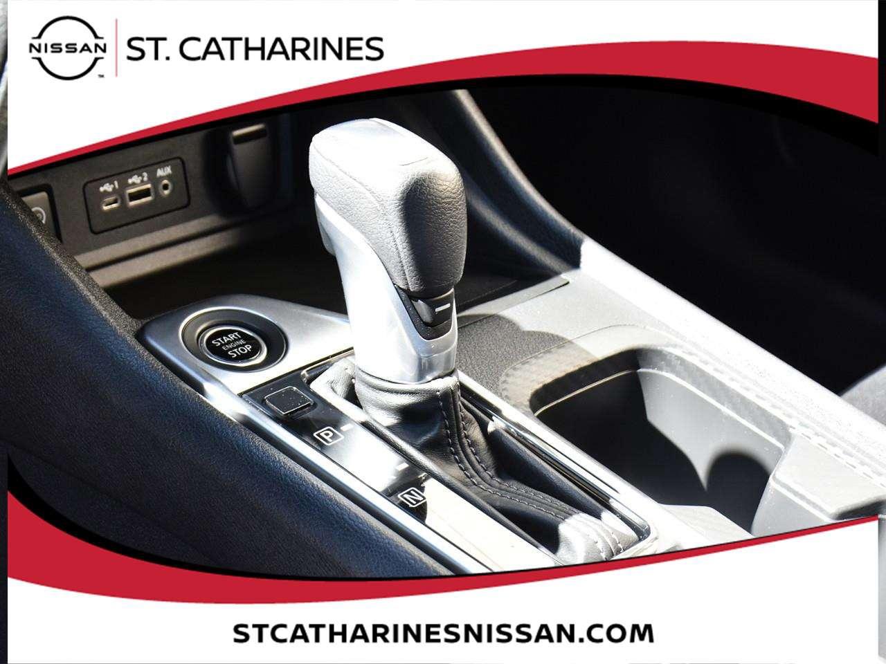 2024 Nissan Sentra SV Photo