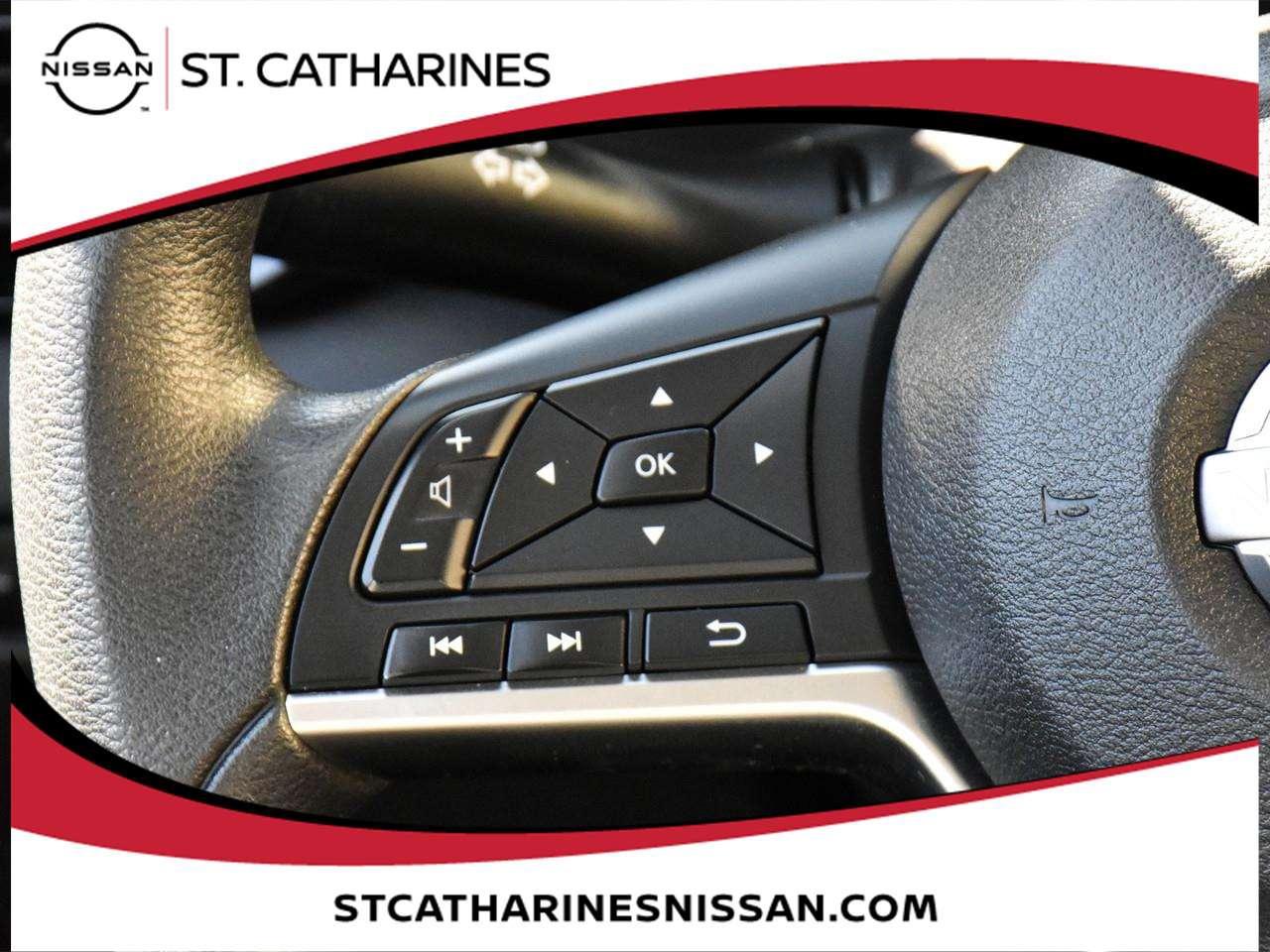 2024 Nissan Sentra SV Photo