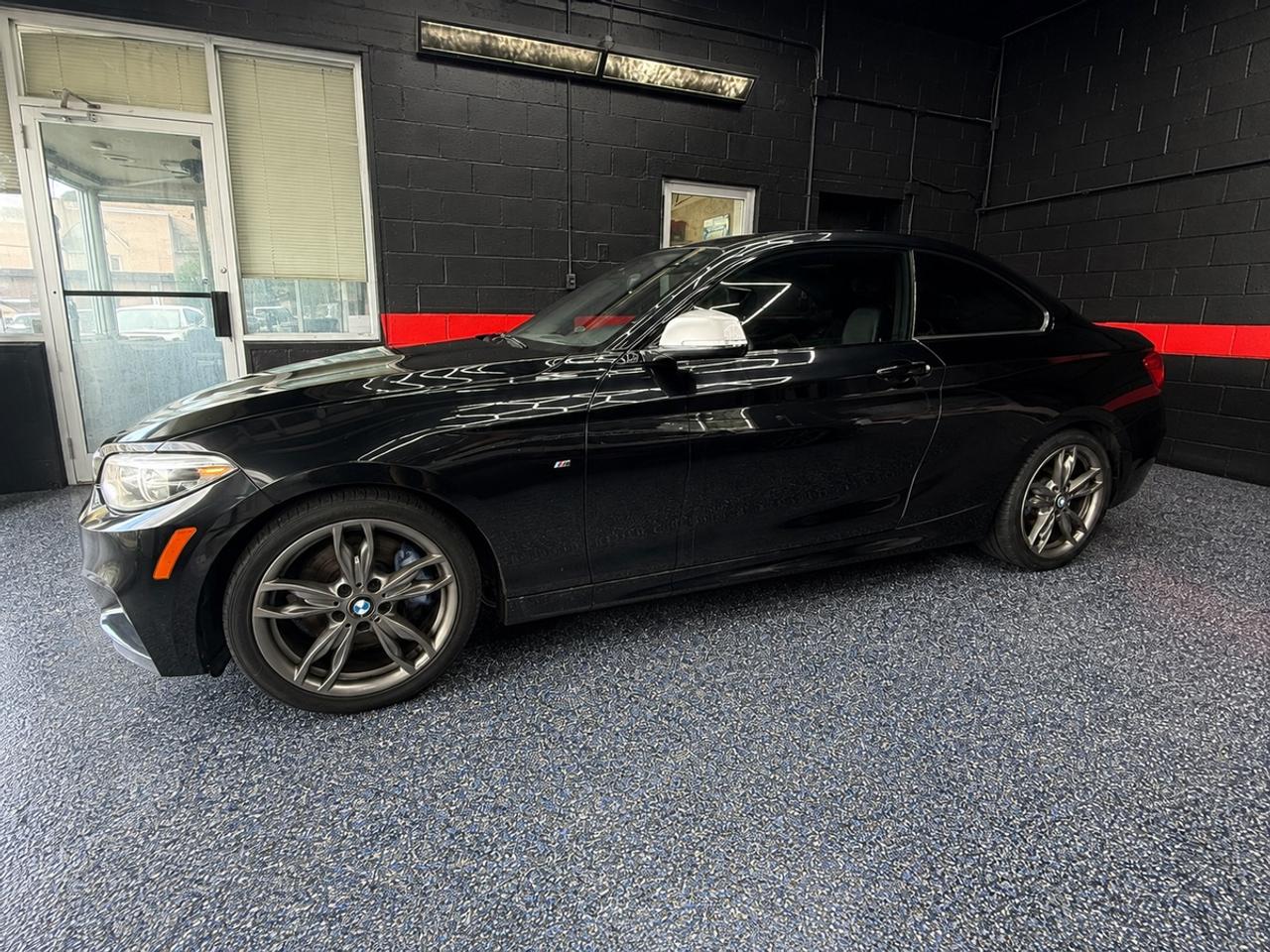 2019 BMW M240i xDrive Photo5