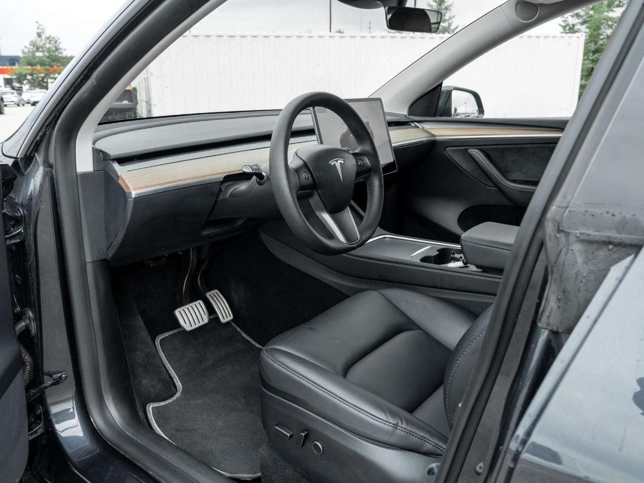 2024 Tesla Model Y Performance 4dr All-Wheel Drive Sport Utility Photo