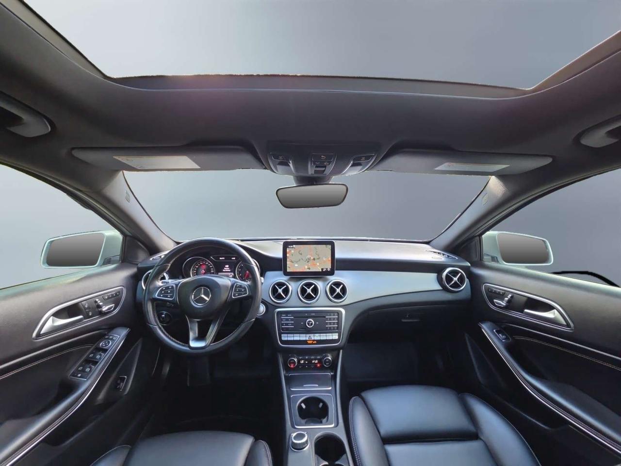 2018 Mercedes-Benz GLA GLA 250 4MATIC * NO ACCIDENTS / CAMERA / PANORAMIC / LED LIGHTS Photo4