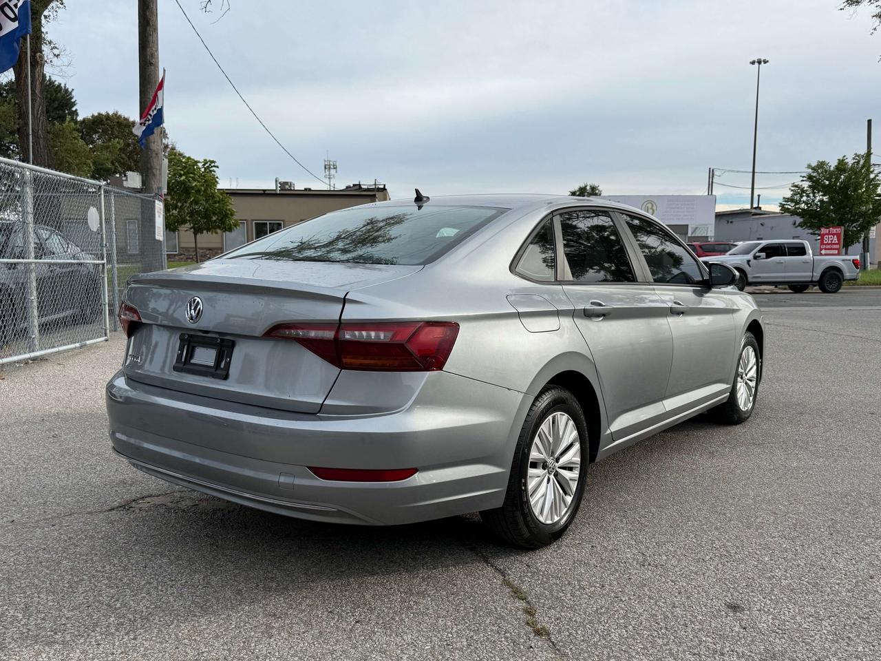 2019 Volkswagen Jetta Comfortline l FWD l 1.4L l 4 Cylinder l Auto l Eco Photo